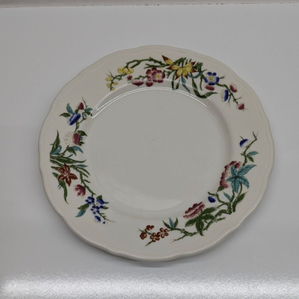 Syracuse China Bombay Restaurant Ware 9" Floral Plate Vintage Scalloped Edge USA